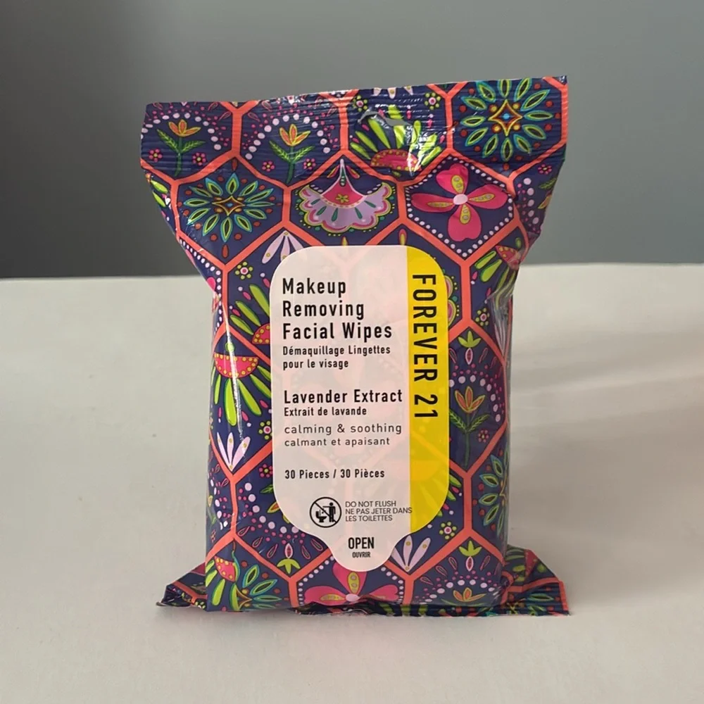 4/$20 Forever 21 Makeup Removing Facial Wipes – Lavender Extract (30-Count)
